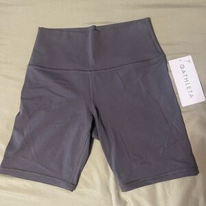 Athleta Gray Transcend 7” Shorts High Waist & Moisture-Wicking Fabric NWT Medium